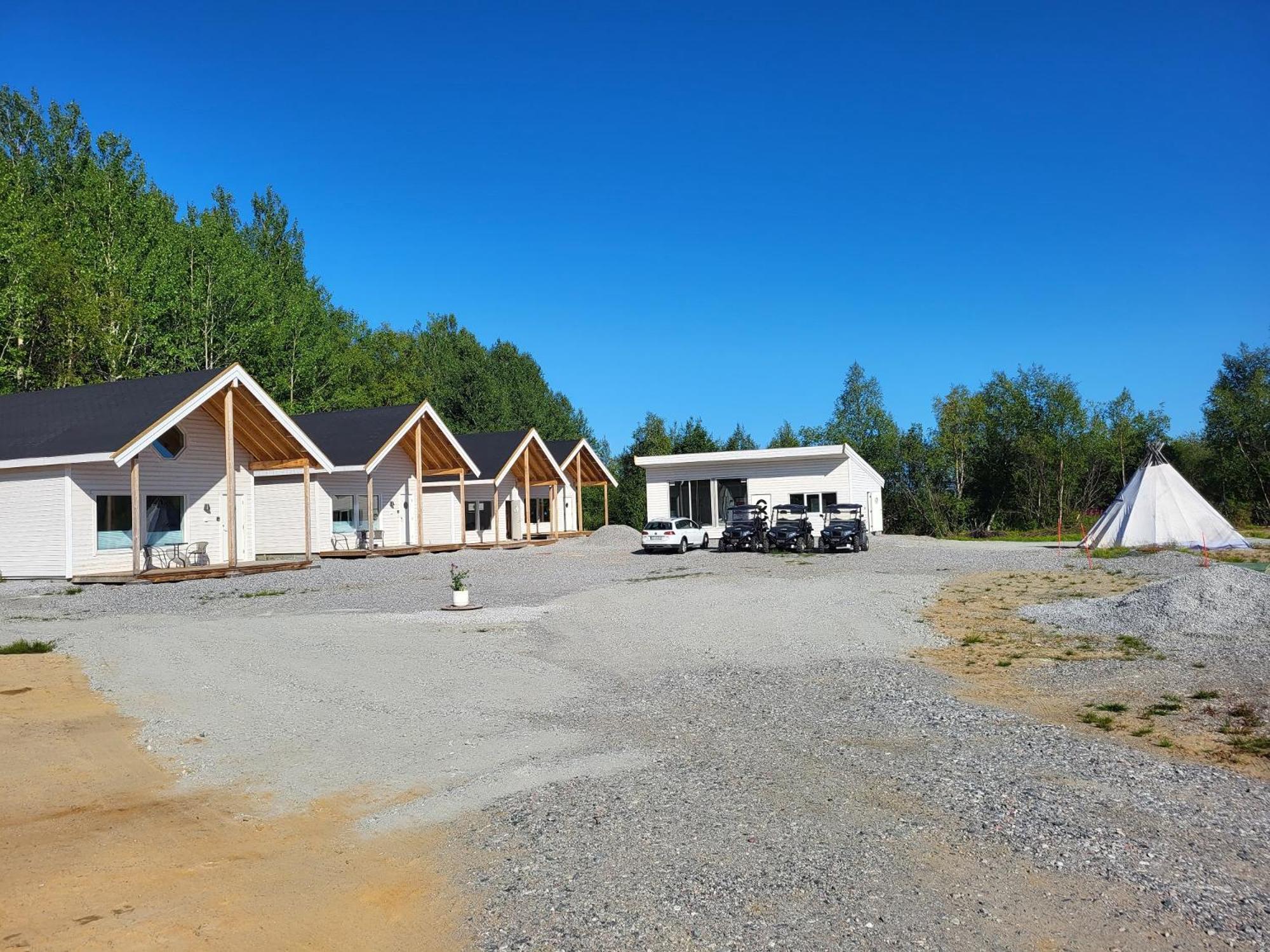 Atte Arstider Lodge Neiden Buitenkant foto
